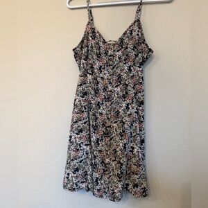 American Eagle Floral Button Front 
Sundress Medium Boho Cottagecore